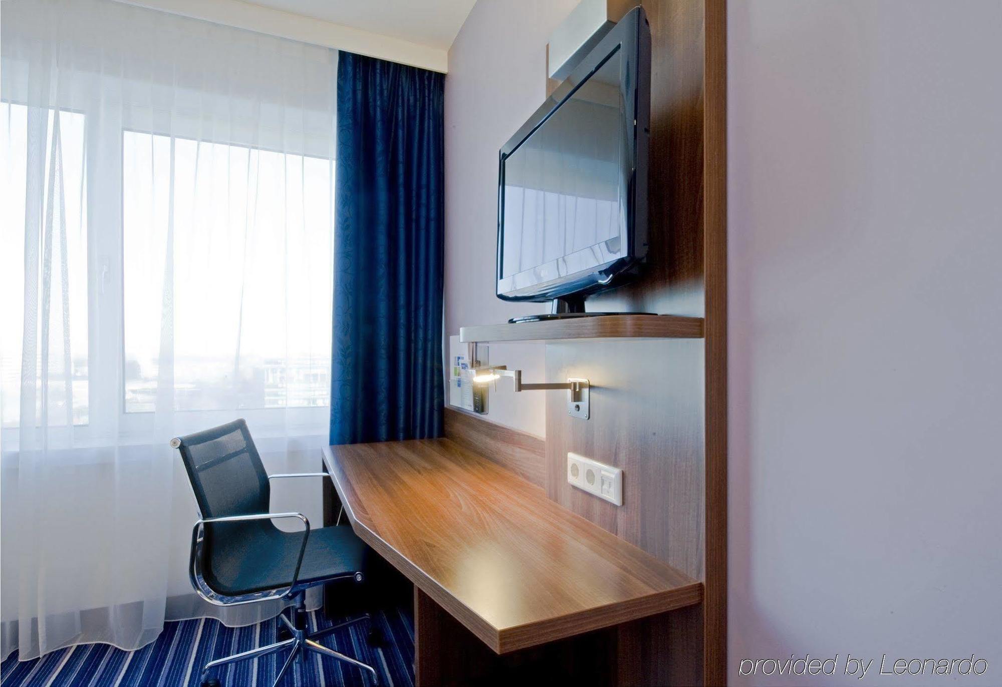 Holiday Inn Express Amsterdam Arena Towers By Ihg Zewnętrze zdjęcie