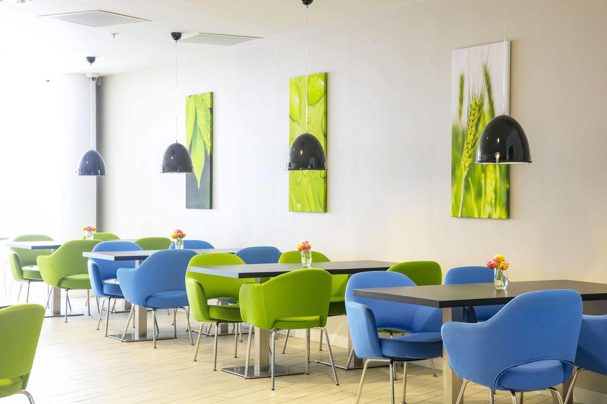 Holiday Inn Express Amsterdam Arena Towers By Ihg Zewnętrze zdjęcie